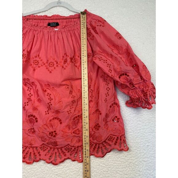 Beggon Eyelet Lace Off-The-Shoulder Puff Sleeve Blouse Coral‎ Size 42/ Medium - Picture 4 of 8
